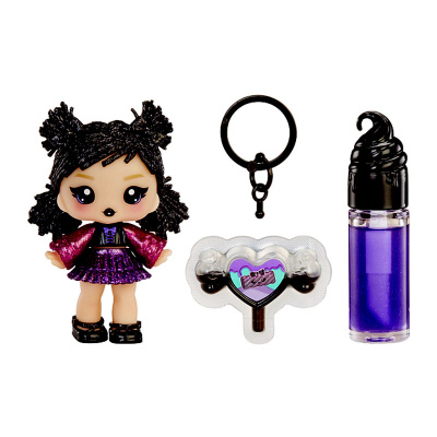 Игровой набор Yummiland  Кукла Блейк Ликорис с блеском для губ MGA 69573 1